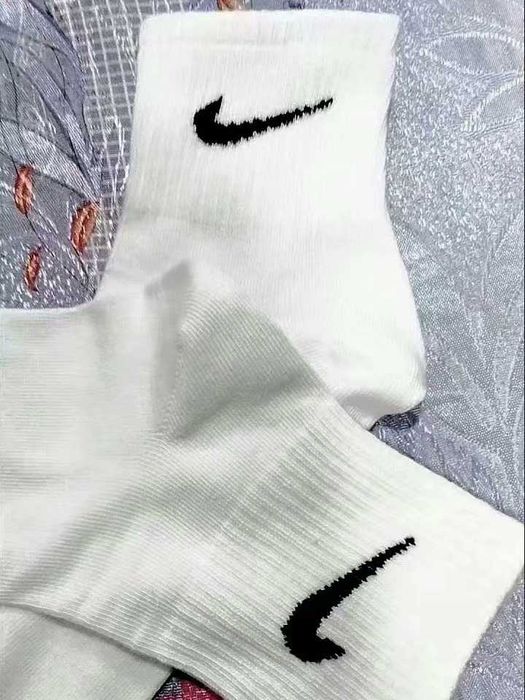 Skarpetki bawełniane Nike Medium – 6 sztuk, białe, unisex