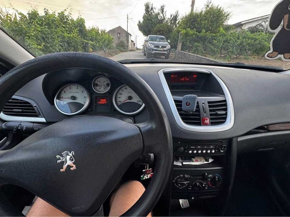 Peugeot 207 SW 2008 | 143.000 km | Bom Estado