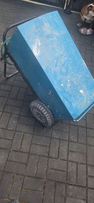 Osuszacz powietrza budowlany