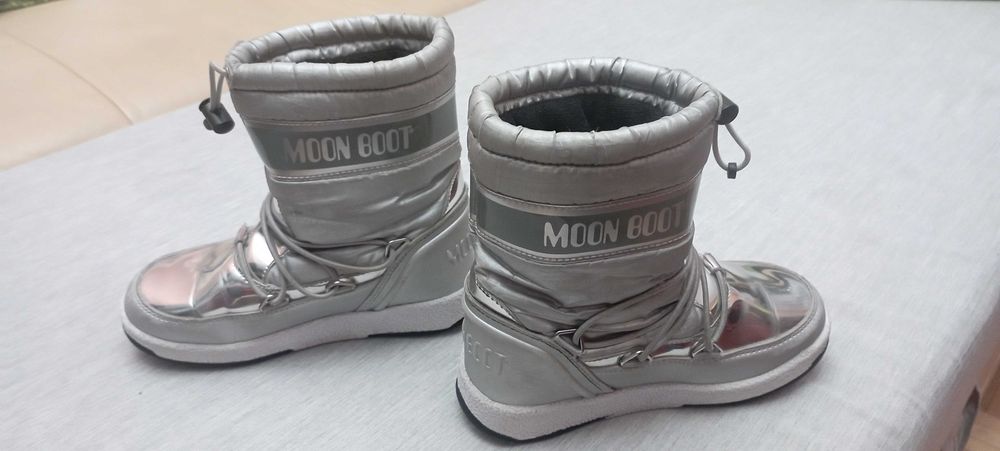 Buty zimowe Moon Boot rozm. 30