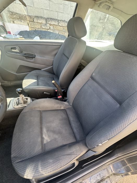 SEAT Ibiza 6k2 1.9 TDI 2000 (Venda ou Troca)
