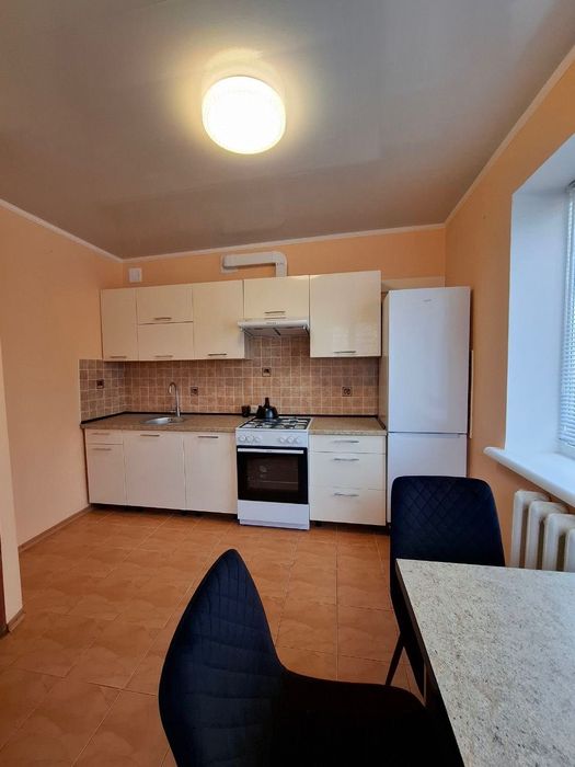 Оренда частини будинка район Старе місто