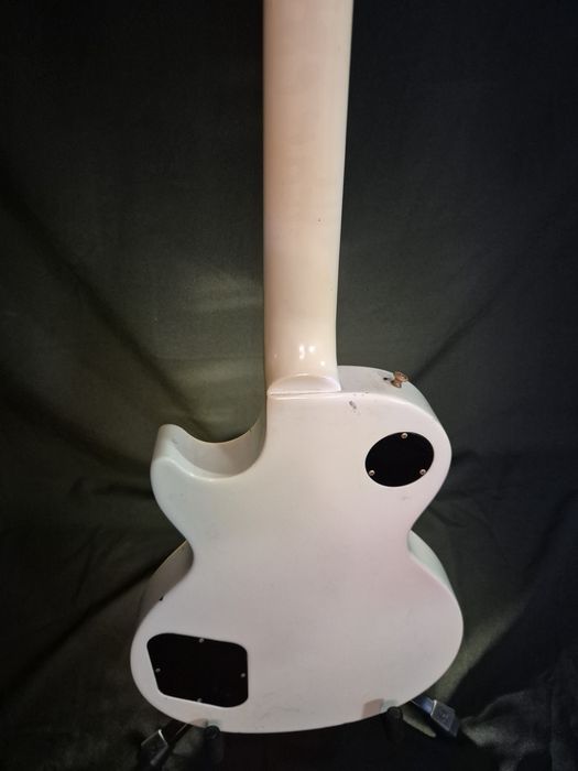 Gibson Les Paul Studio ebony fretboard