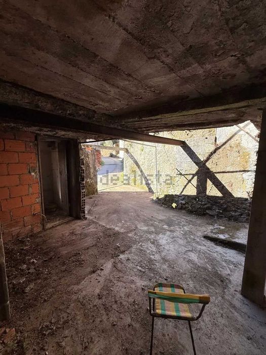 Moradia T3 p/ Reconstrução na Trémoa – Coimbra / Metro Mondego