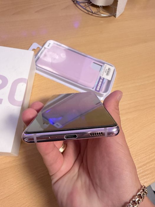 Samsung S20 FE 256 gb