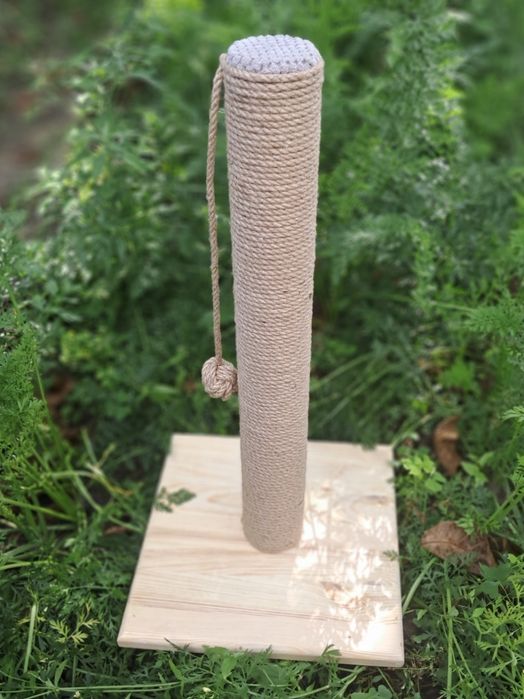 Когтеточка з дерева 45-100см Ø.7/11см Котик