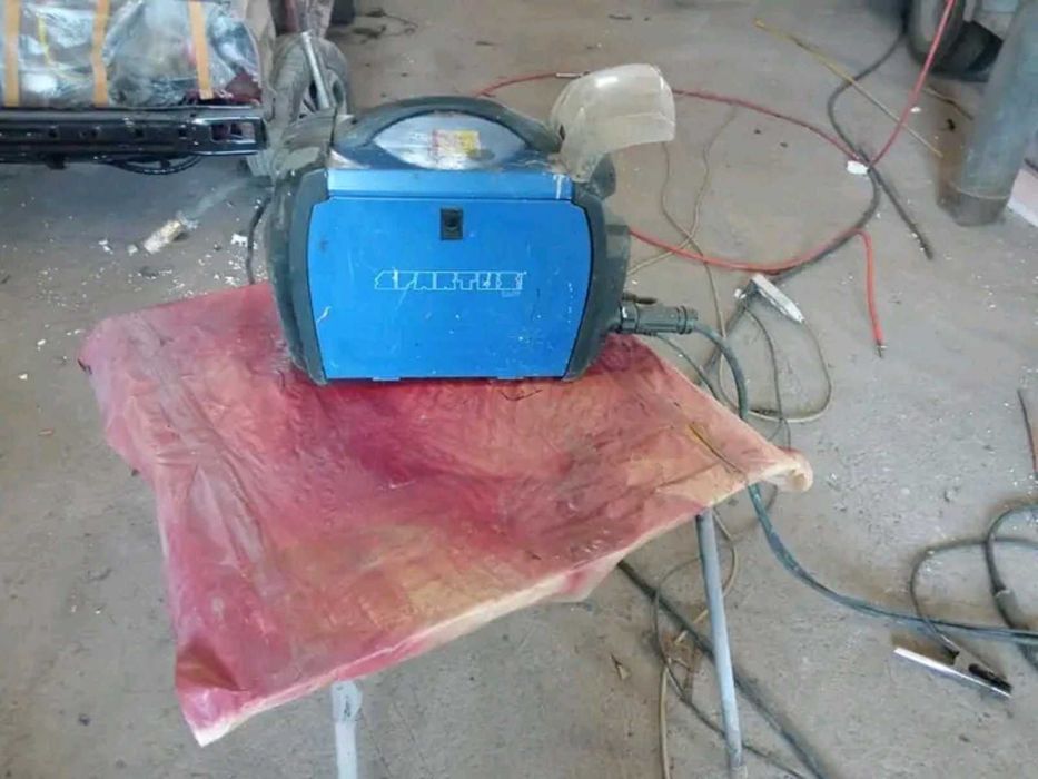 Електро інструмент