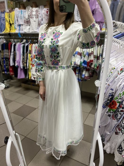 Сукня жіноча , сукня вишиванка , весільна сукня Сукня на випуск 46.48
