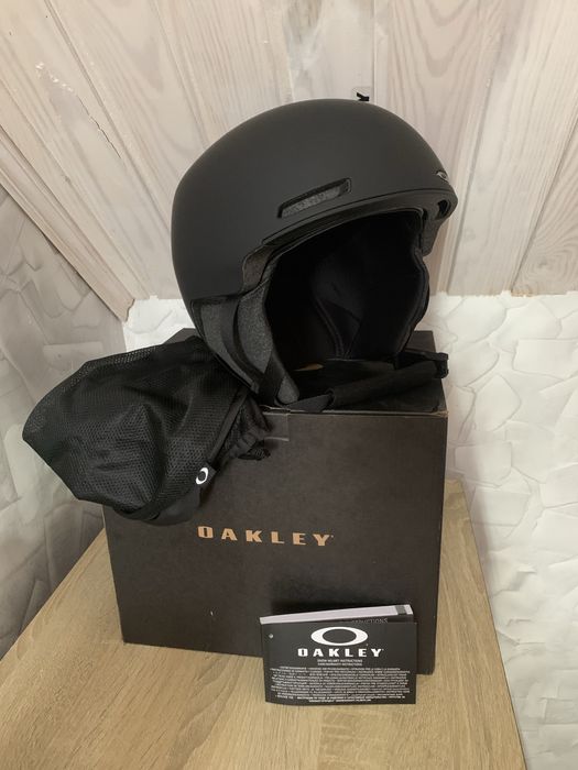 Гірськолижний шолом oakley mod 1