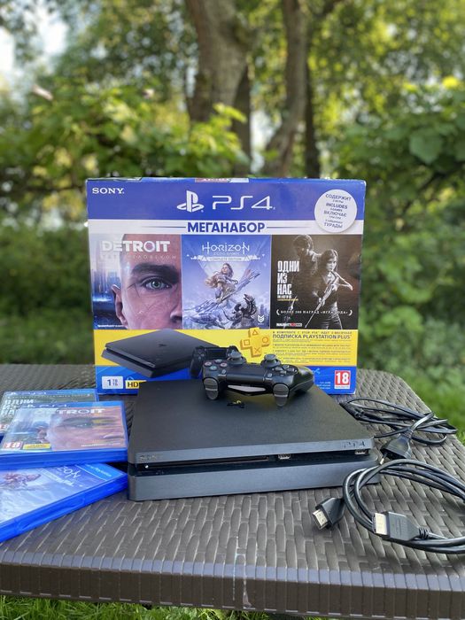 PlayStation 4 Slim 1Tb