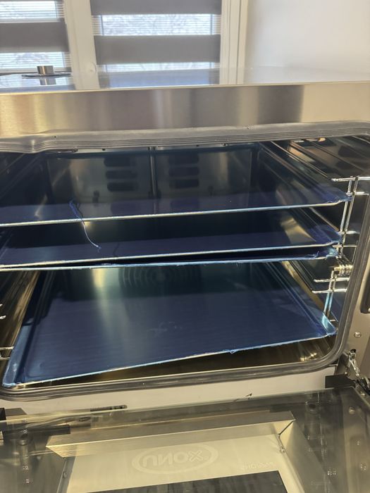 Професійна піч конвекційна пекарська