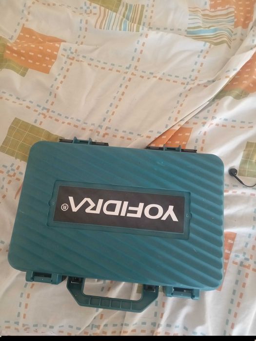 Maquina de parafusar