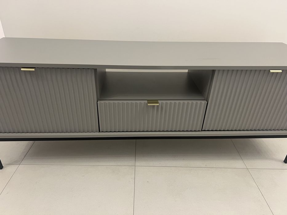 Komoda i szafka rtv Marki KOMFORT szara