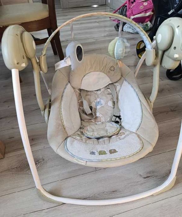 Huśtawka bujak Bright Stars Ingenuity 0+ (baterie w zestawie)