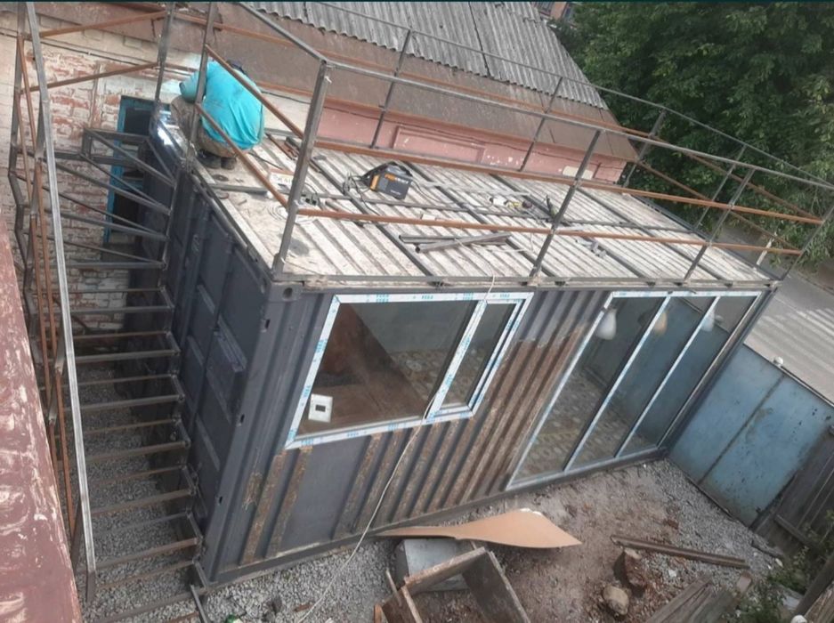 Зварювальник металоконструкцій сварщик