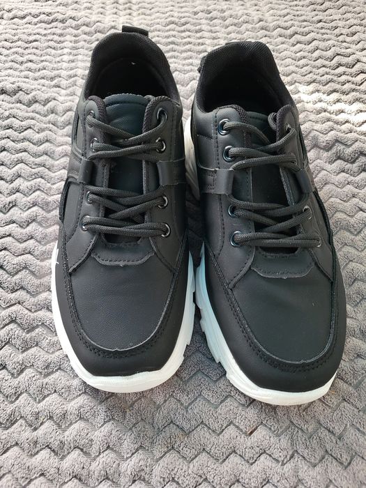 Кросівки пума жіночі