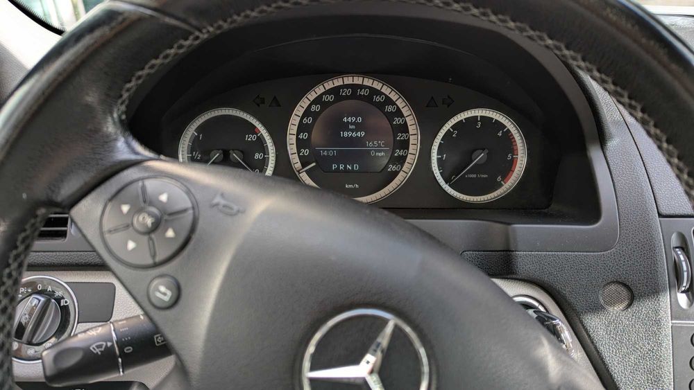 Mercedes-Benz C220