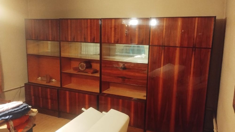 Regał drewniany Kalwaria do salonu