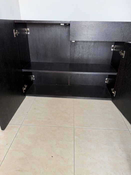 Movel de sala com arrumação