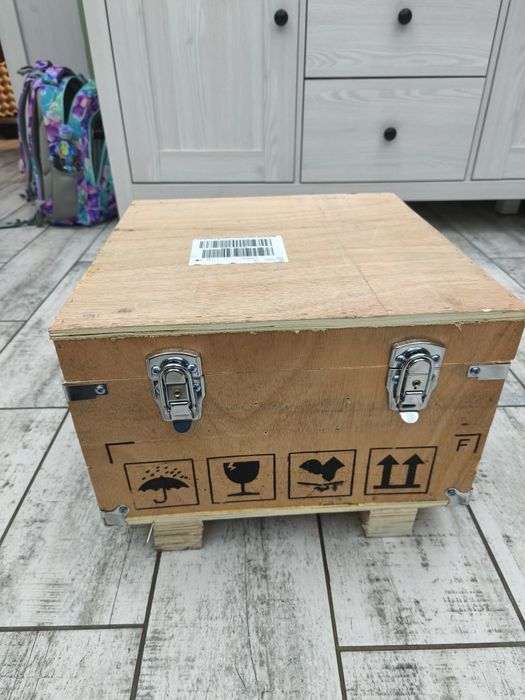 Skrzynka drewniana, kuferek