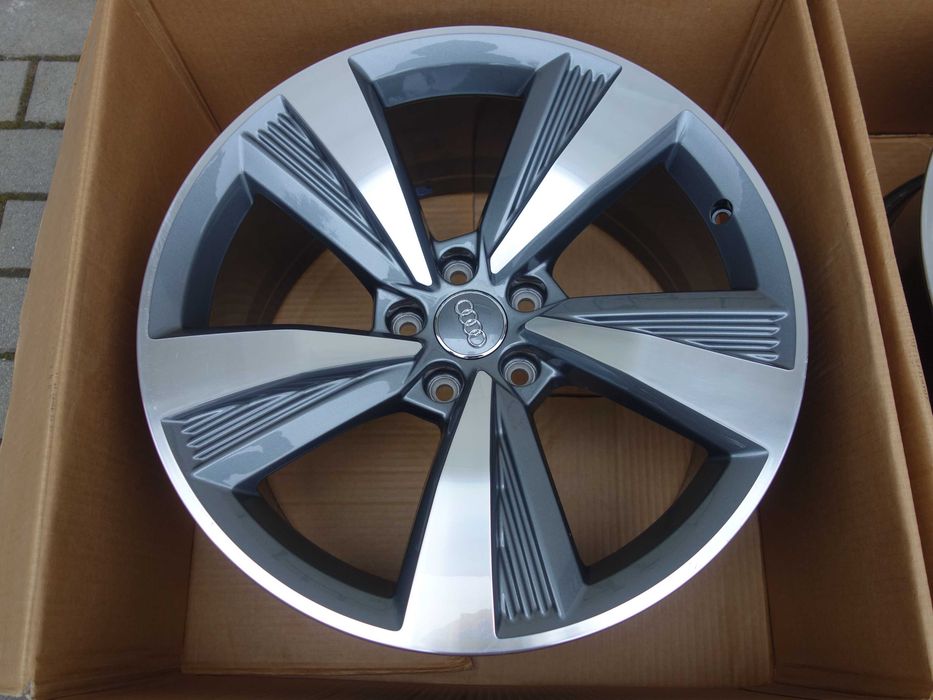 Felgi AUDI A8 D5 S8 4N0 D4 SQ5 Q5 A7 A6 S6 C8 19'' Oryginalne