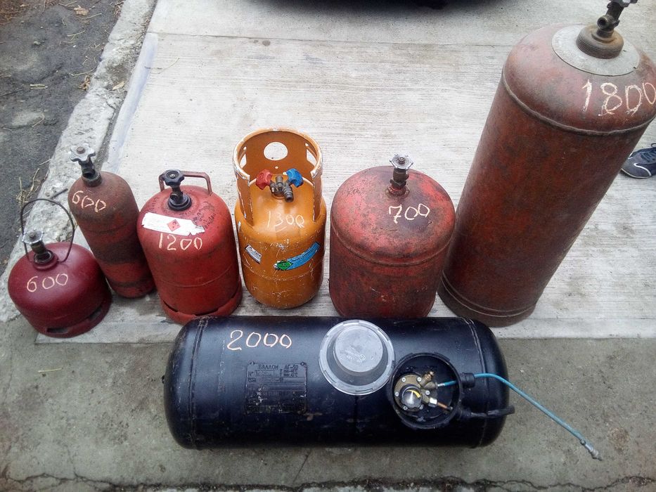 Продам Бочку 200л Алюминеву, и металическую пласмас канистры