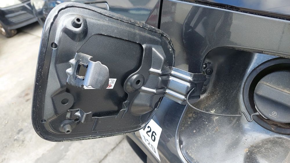 Tampa depósito combustível TOYOTA C-HR (_X2_, _H2_)