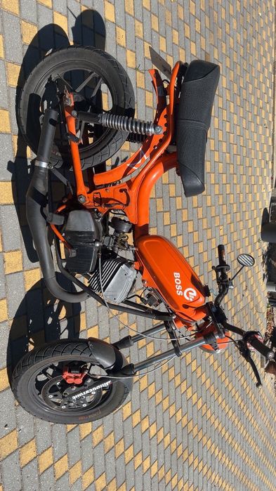 Mota casal Boss com motor zundapp