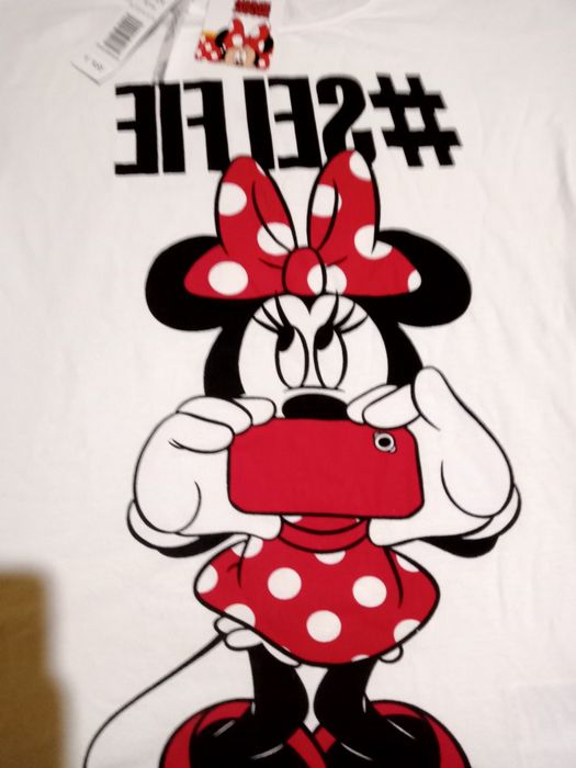Продам новую футболку дисней