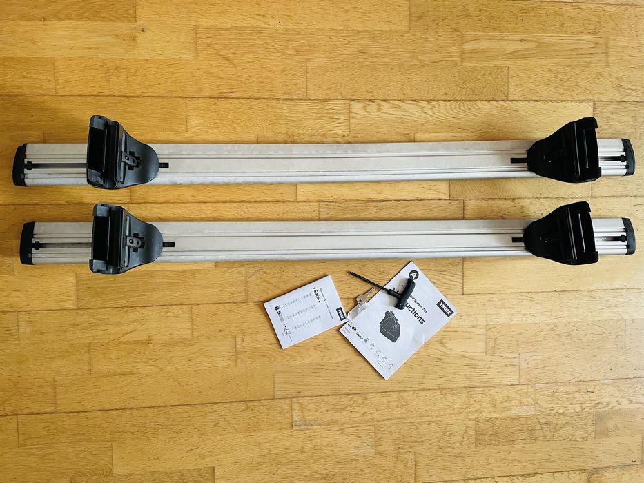 Barras de tejadilho e suportes Thule