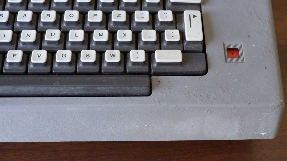 Máquina de Escrever Antiga Olivetti Ivrea