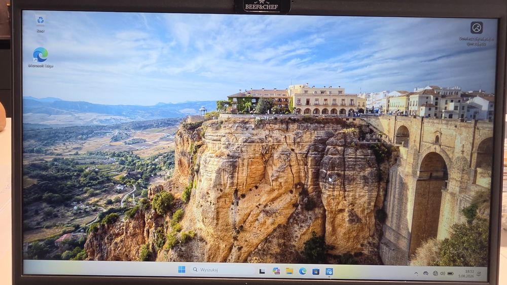 Laptop DELL Latitude 3510 8RAM dysk SSD220GB