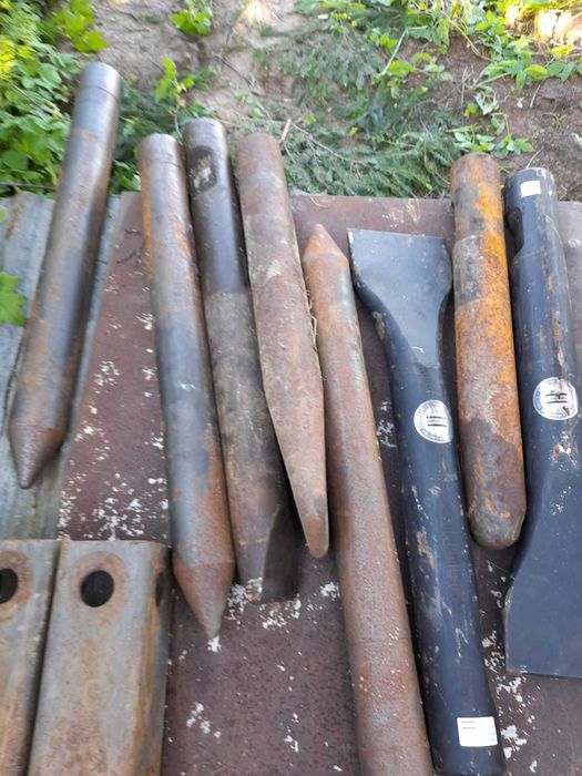 Sprzedam 2 młoty Atlas Copco do koparki Volvo + groty