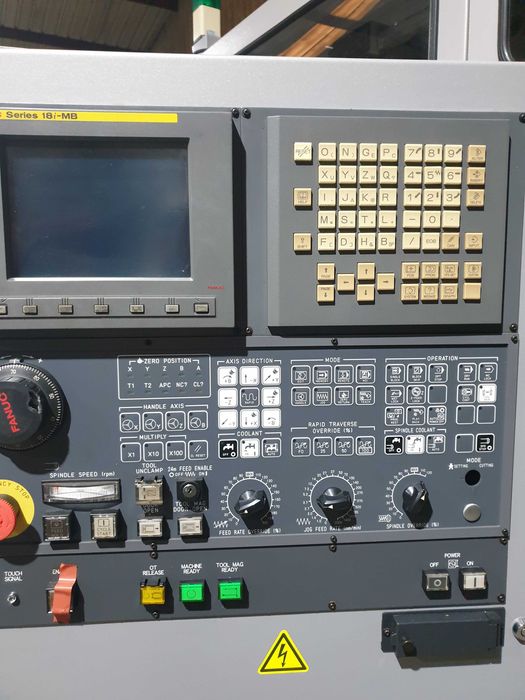 CENTRO DE MAQUINAÇÃO HORIZONTAL 3+2 EIXOS PALETIZADO TSUGAMI FMA5E-III