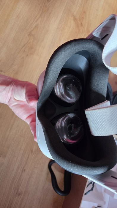 Oculus Quest 2 128gb + kabel 5m + gumowa nakładka + torba ochronna