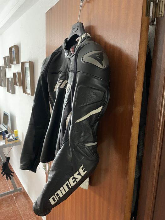 Casaco  dainese.