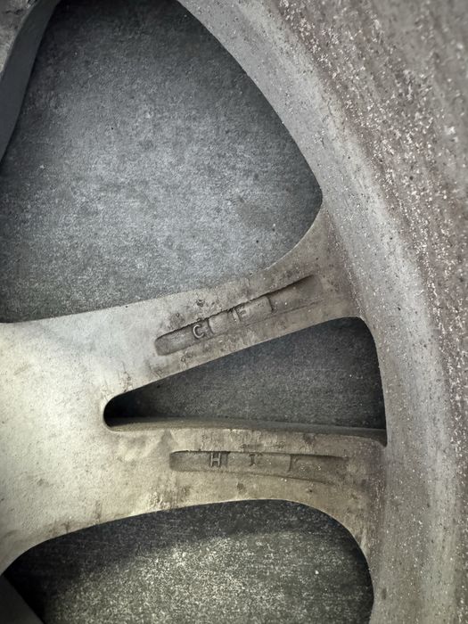 Felgi 5x112 18” z oponami zimowymi