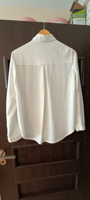 Biała elegancka koszula 38