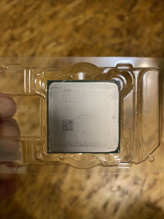 Процесор AMD FX-8320