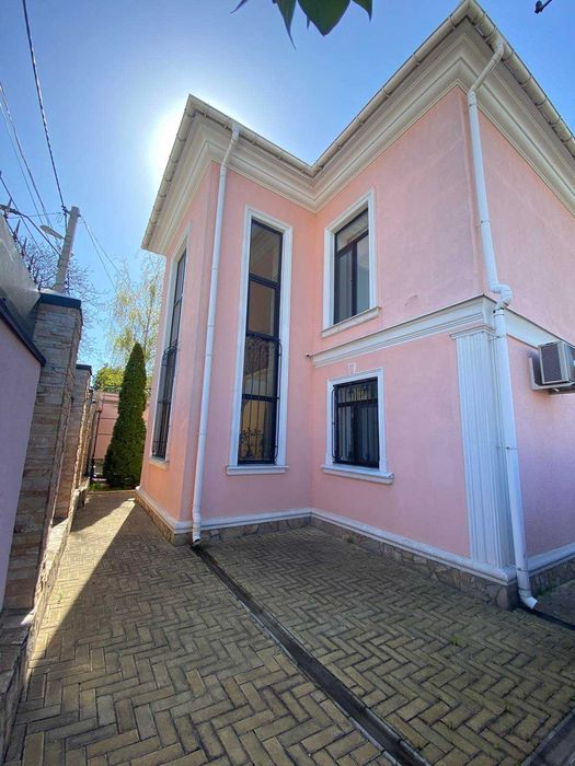 House in Odesa, Zhevakhova Slobidka - More