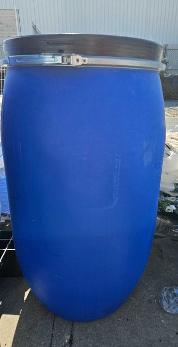 Barrica 200 L com cinta Metálica