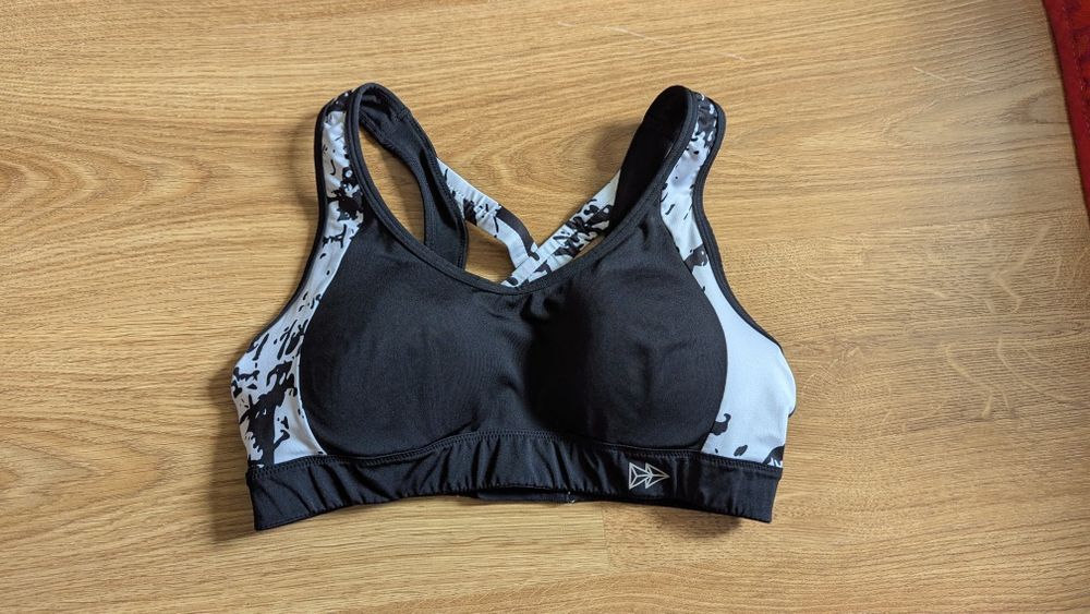 Sportowy biustonosz czarny