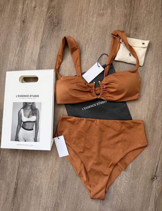 Купальник lessence