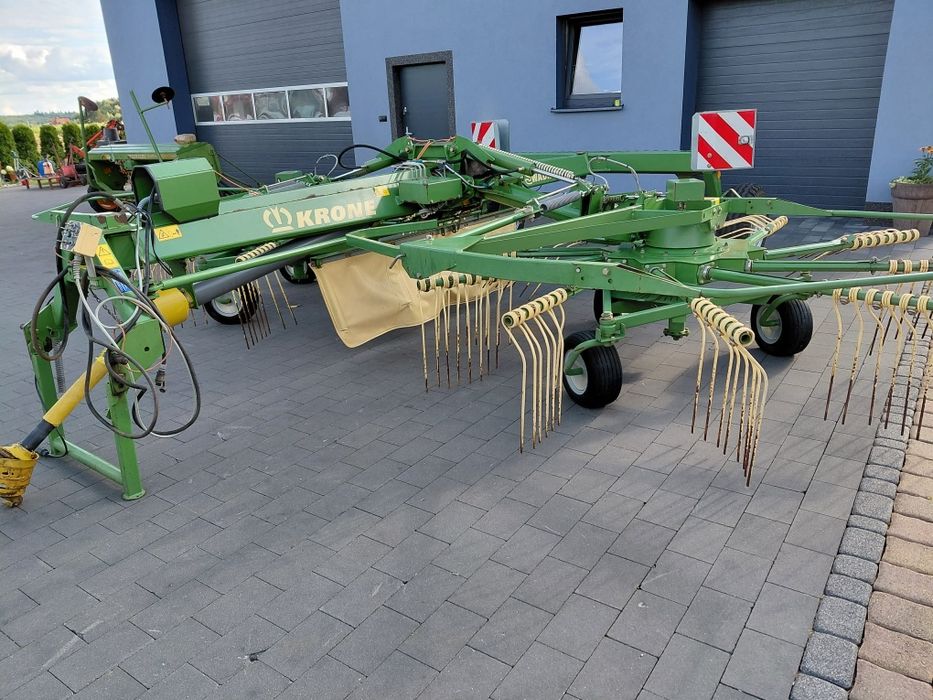 Zgrabiarka Krone Swadro 681