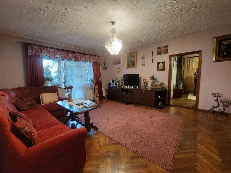Продаж 4 кім квартири 102,8м2 вул. Чмоли м. Дрогобич
