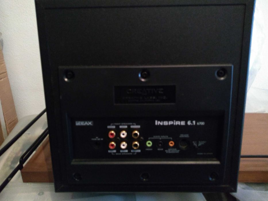 Colunas de som Creative Inspire 6.1, NOVAS!
