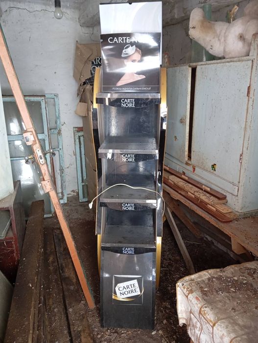 Продам стелаж з підсвіткою