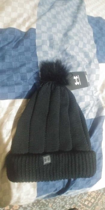 Under Armour шапка акриловая женская. 100% оригинал