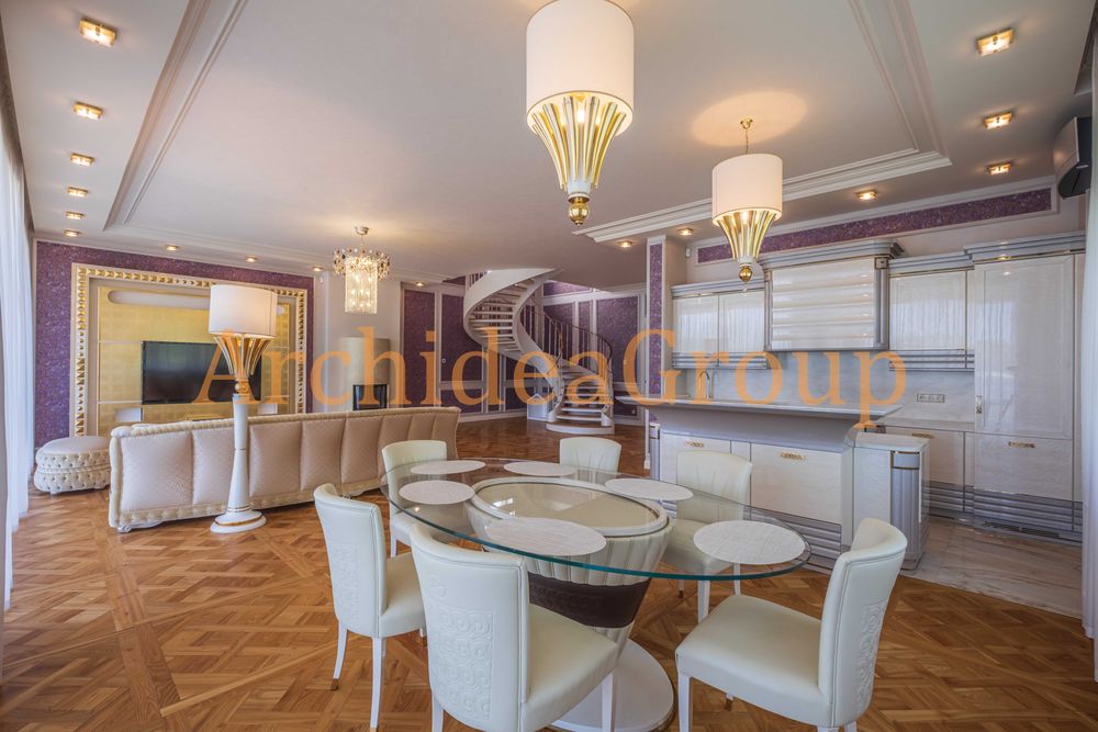 Неперевершений 2-х пов будинок 462 м2 в КМ Хутір Ясний, Ходосівка