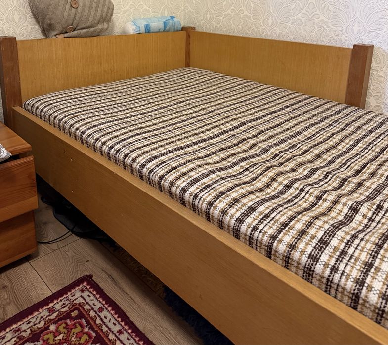 Продам кровать односпальная